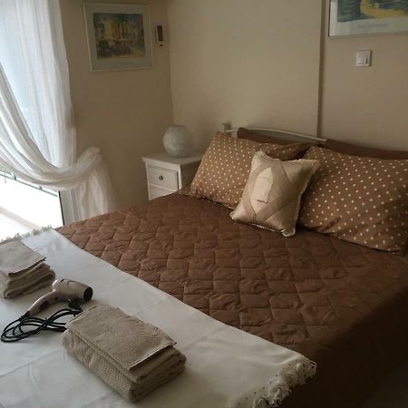 Ligia  Lovely Appartments Lygia Korinthias מראה חיצוני תמונה