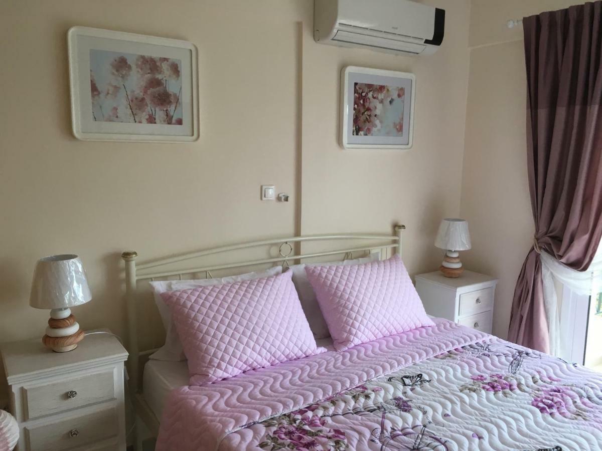 Ligia  Lovely Appartments Lygia Korinthias מראה חיצוני תמונה